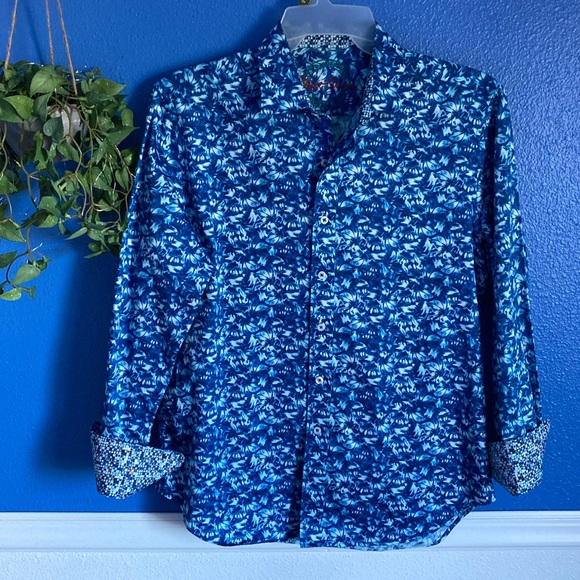 Robert Graham Cotton Long Sleeved Button Down Shirt. Blue Floral Pattern. Size M - Picture 2 of 16